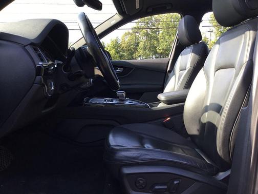 2017 Audi Q7 3.0T Premium