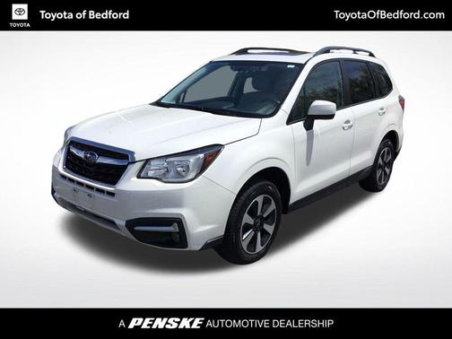 Crystal White Pearl 2017 Subaru Forester 2.5i Premium