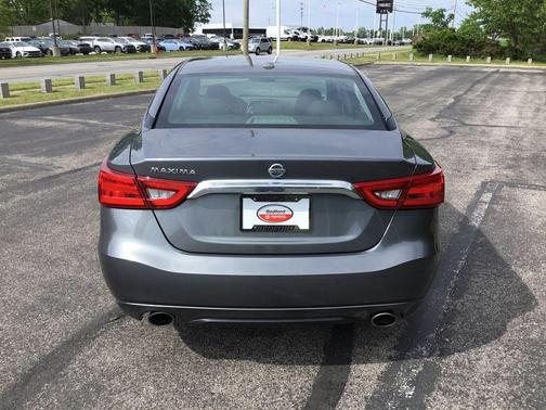Gun Metallic 2017 Nissan Maxima 3.5 S