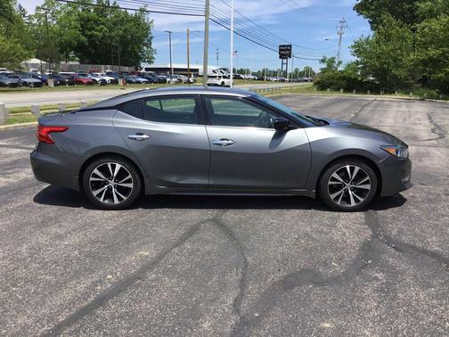 Gun Metallic 2017 Nissan Maxima 3.5 S