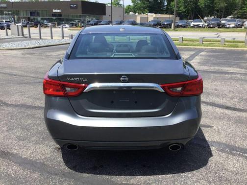Gun Metallic 2017 Nissan Maxima 3.5 S