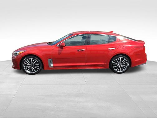 HiChroma Red 2019 Kia Stinger Base
