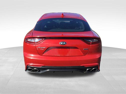HiChroma Red 2019 Kia Stinger Base