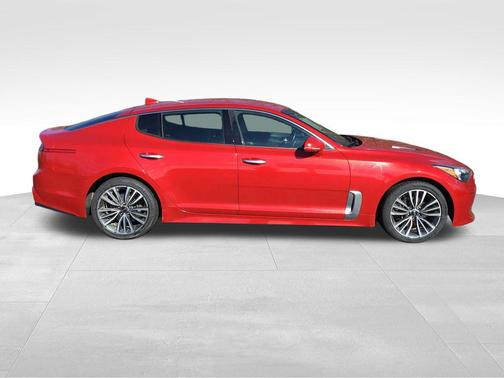 HiChroma Red 2019 Kia Stinger Base
