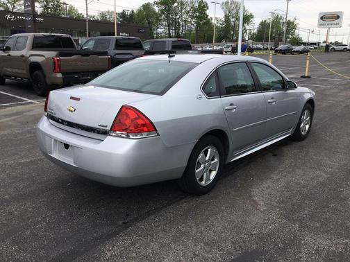 Silver Ice Metallic 2009 Chevrolet Impala LT