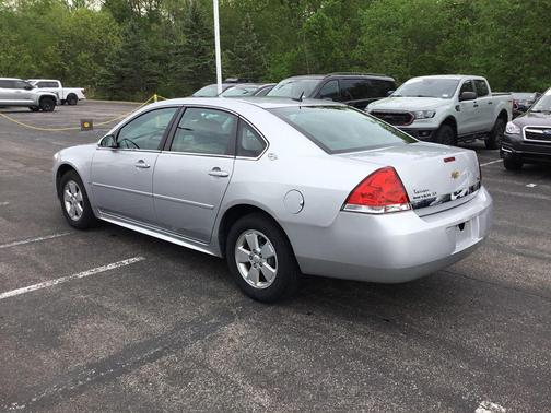 Silver Ice Metallic 2009 Chevrolet Impala LT