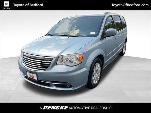 2013 Chrysler Town & Country Touring