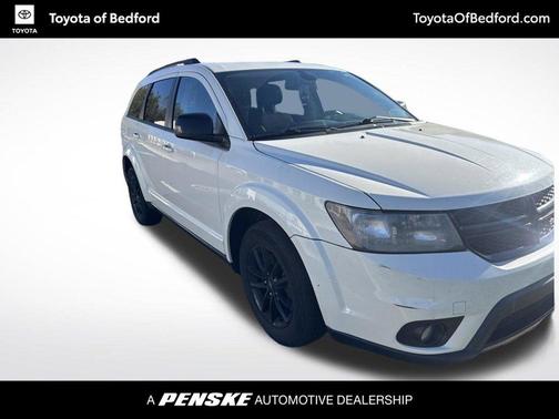 Vice White 2019 Dodge Journey SE