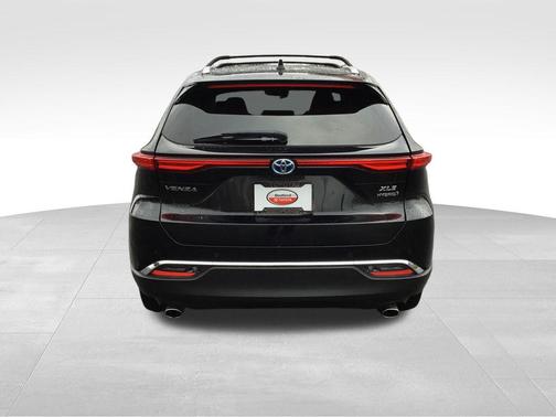 2022 Toyota Venza XLE