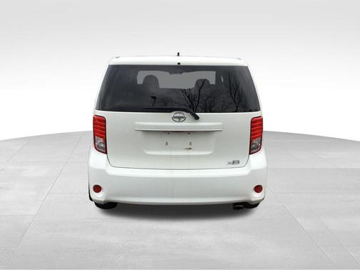 2012 Scion xB Release Series 9.0