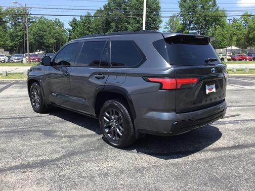 Magnetic Gray Metallic 2023 Toyota Sequoia Platinum