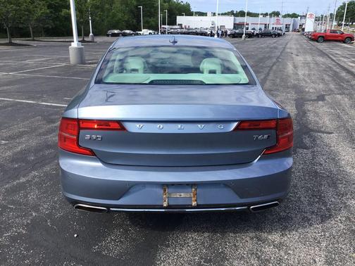 Mussel Blue Metallic 2017 Volvo S90 T6 Inscription