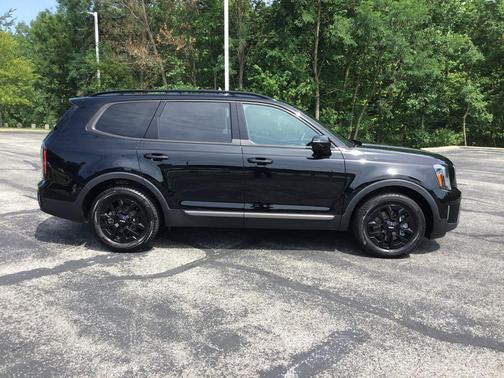 Ebony Black 2023 Kia Telluride SX X-Pro