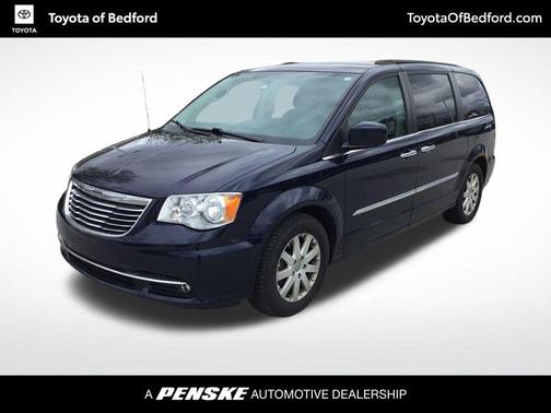 True Blue Pearlcoat 2016 Chrysler Town & Country Touring