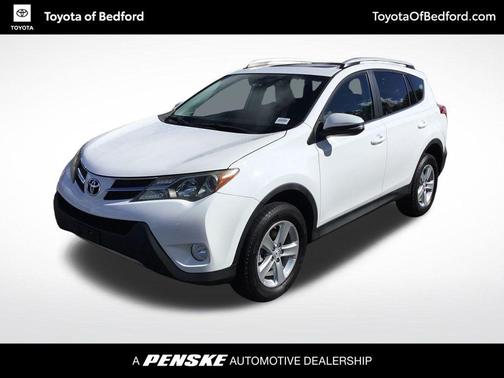 Super White 2013 Toyota RAV4 XLE
