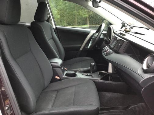 Black Currant Metallic 2018 Toyota RAV4 LE