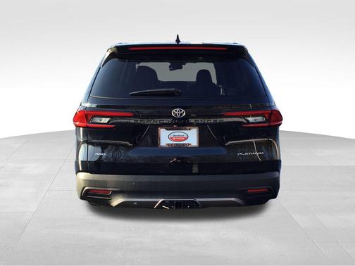 2026 Toyota Grand Highlander Platinum