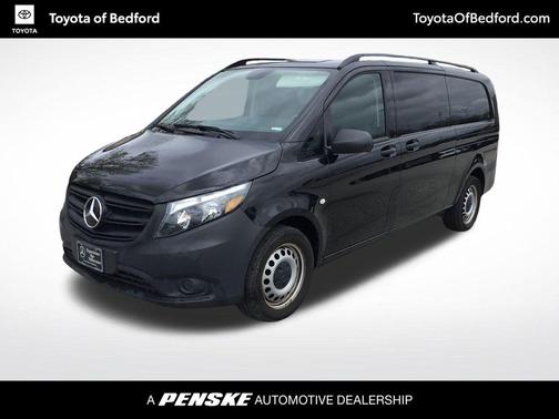 Obsidian Black Metallic 2022 Mercedes-Benz Metris Base