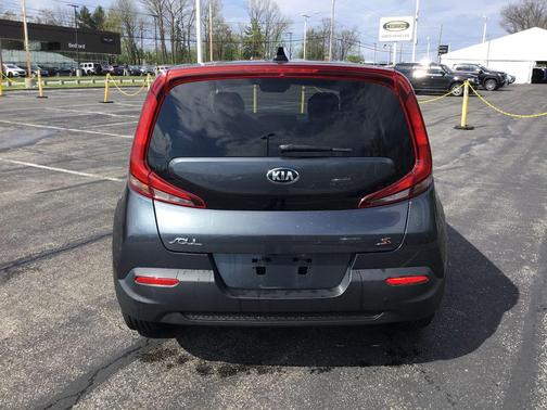 Gravity Grey 2020 Kia Soul S