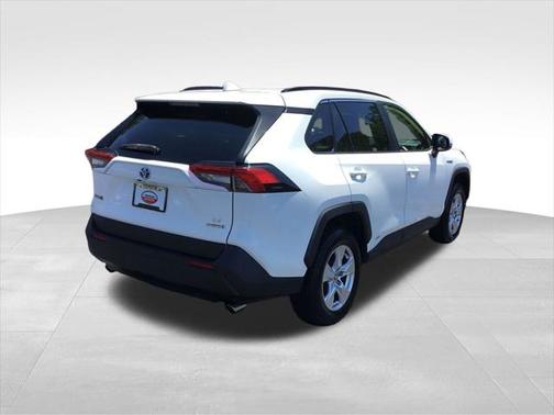 2020 Toyota RAV4 Hybrid LE
