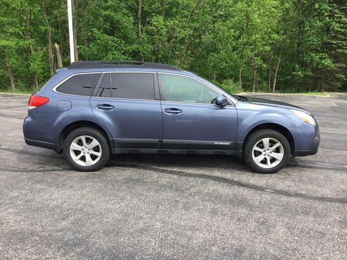 Twilight Blue Metallic 2014 Subaru Outback 2.5i Premium