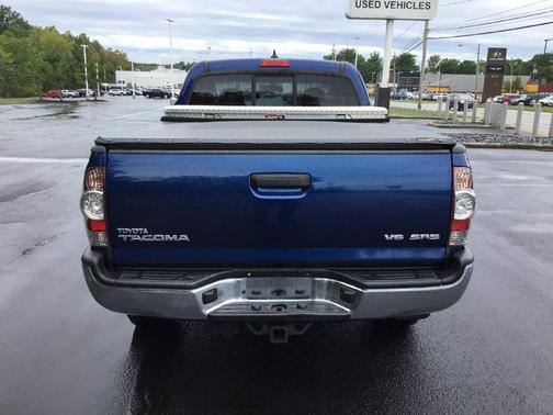 Blue Ribbon Metallic 2014 Toyota Tacoma Base