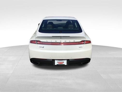 2014 Lincoln MKZ Hybrid Base