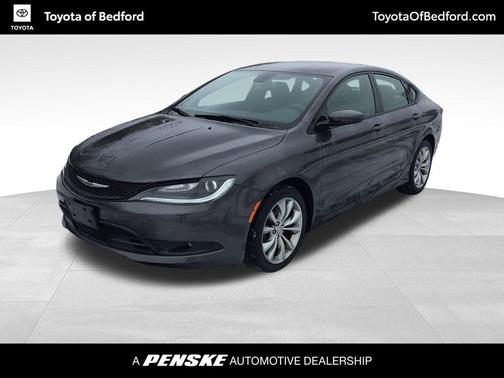 2015 Chrysler 200 S