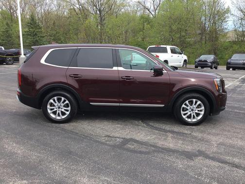 Sangria 2021 Kia Telluride LX