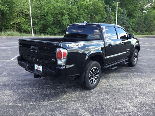 Midnight Black Metallic 2021 Toyota Tacoma TRD Sport