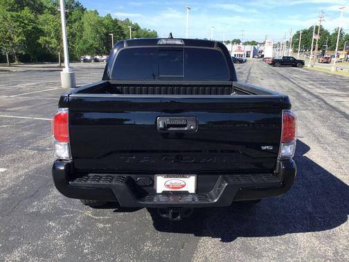 Midnight Black Metallic 2021 Toyota Tacoma TRD Sport
