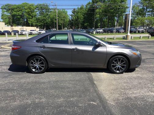 Predawn Gray Mica 2017 Toyota Camry XSE