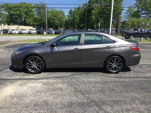 Predawn Gray Mica 2017 Toyota Camry XSE