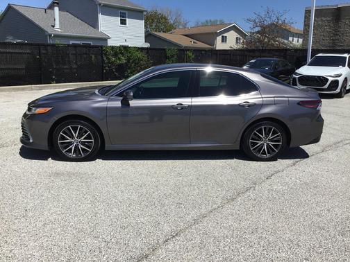 Predawn Gray Mica 2022 Toyota Camry Hybrid XLE