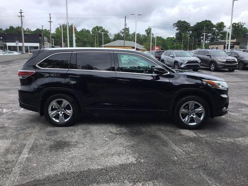 Midnight Black Metallic 2016 Toyota Highlander Limited Platinum