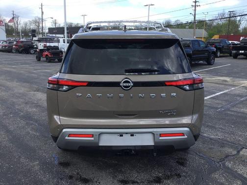 Baja Storm 2023 Nissan Pathfinder Platinum 4WD
