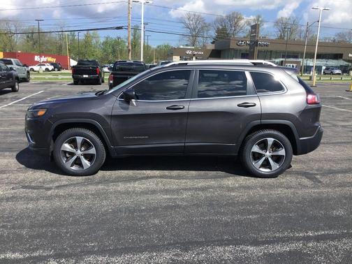 Granite Crystal Metallic Clearcoat 2020 Jeep Cherokee Limited