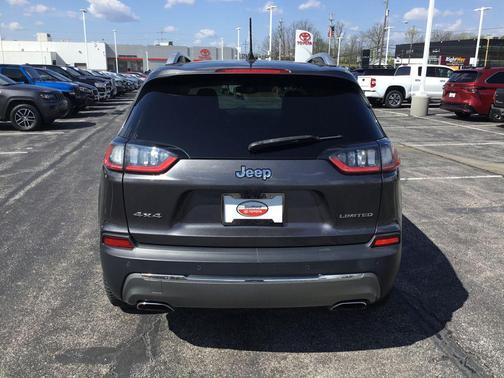 Granite Crystal Metallic Clearcoat 2020 Jeep Cherokee Limited