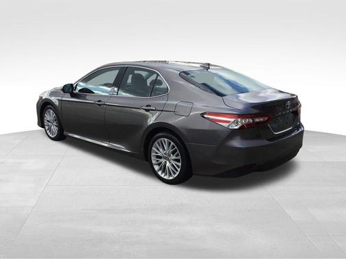 2019 Toyota Camry XLE