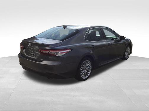 2019 Toyota Camry XLE