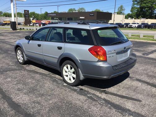 Silver Metallic 2006 Subaru Outback 2.5 i