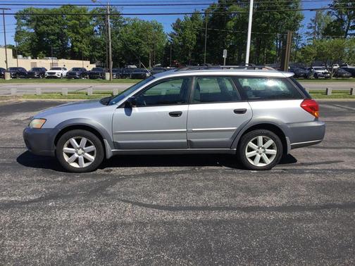 Silver Metallic 2006 Subaru Outback 2.5 i