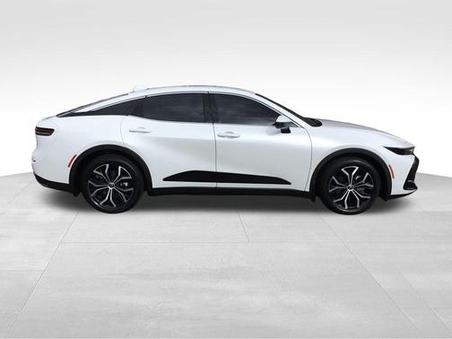 2023 Toyota Crown XLE