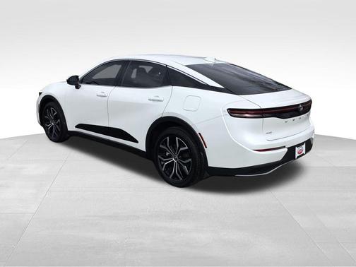 2023 Toyota Crown XLE