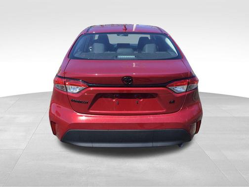 Ruby Flare Pearl 2025 Toyota Corolla LE