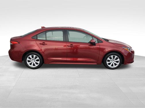 Ruby Flare Pearl 2025 Toyota Corolla LE