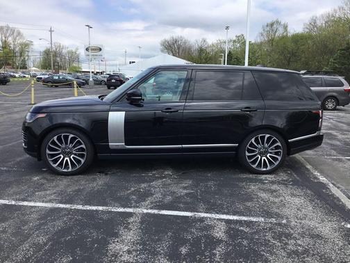 Santorini Black Metallic 2021 Land Rover Range Rover P525 Westminster