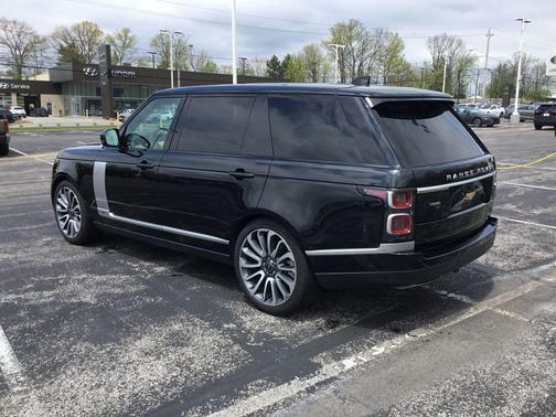 Santorini Black Metallic 2021 Land Rover Range Rover P525 Westminster