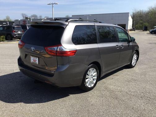 Predawn Gray Mica 2015 Toyota Sienna XLE Premium