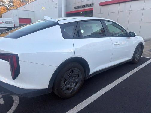 Snow White Pearl 2026 Kia K4 LX